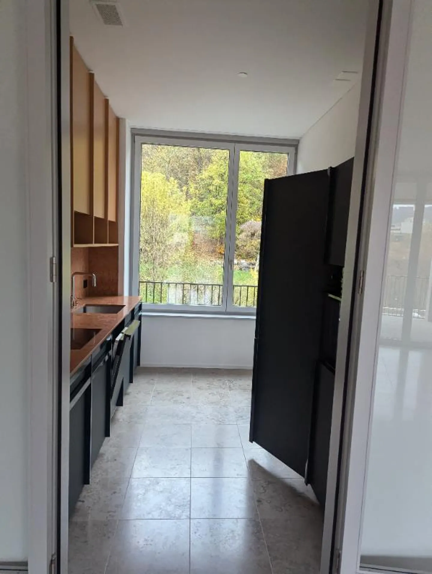 Modernes Apartment mit Panoramasicht - Foto 4 von 5