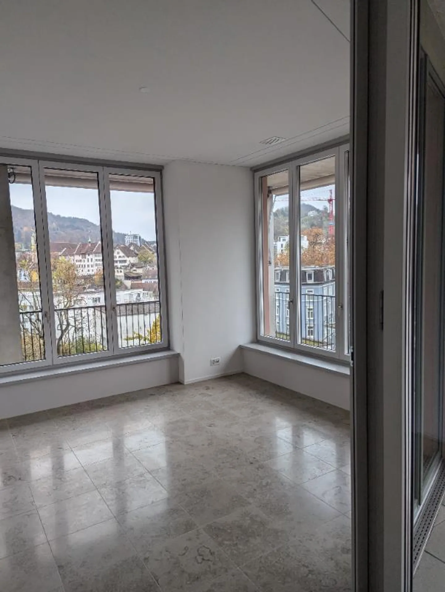 Modernes Apartment mit Panoramasicht - Foto 5 von 5