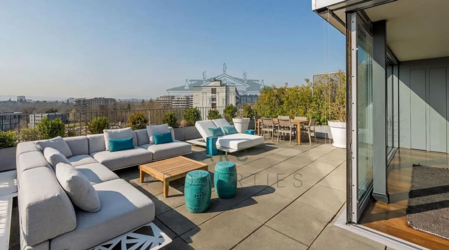 CHARMILLES ? EXCEPTIONAL TRIPLEX PENTHOUSE WITH PANORAMIC TERRACE - Photo 1 of 6