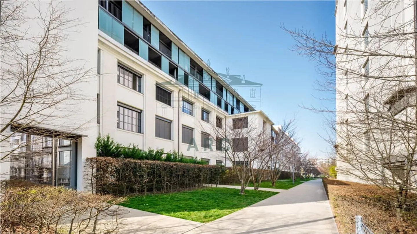 CHARMILLES ? EXCEPTIONAL TRIPLEX PENTHOUSE WITH PANORAMIC TERRACE - Photo 6 of 6