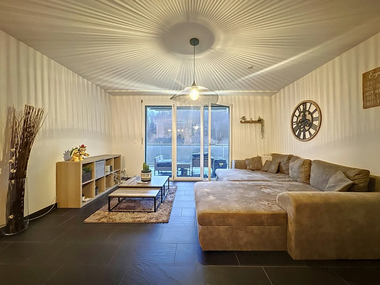 ESCLUSIVITÀ I Grande appartamento duplex di 2,5 locali con terrazza - Foto 2 di 7