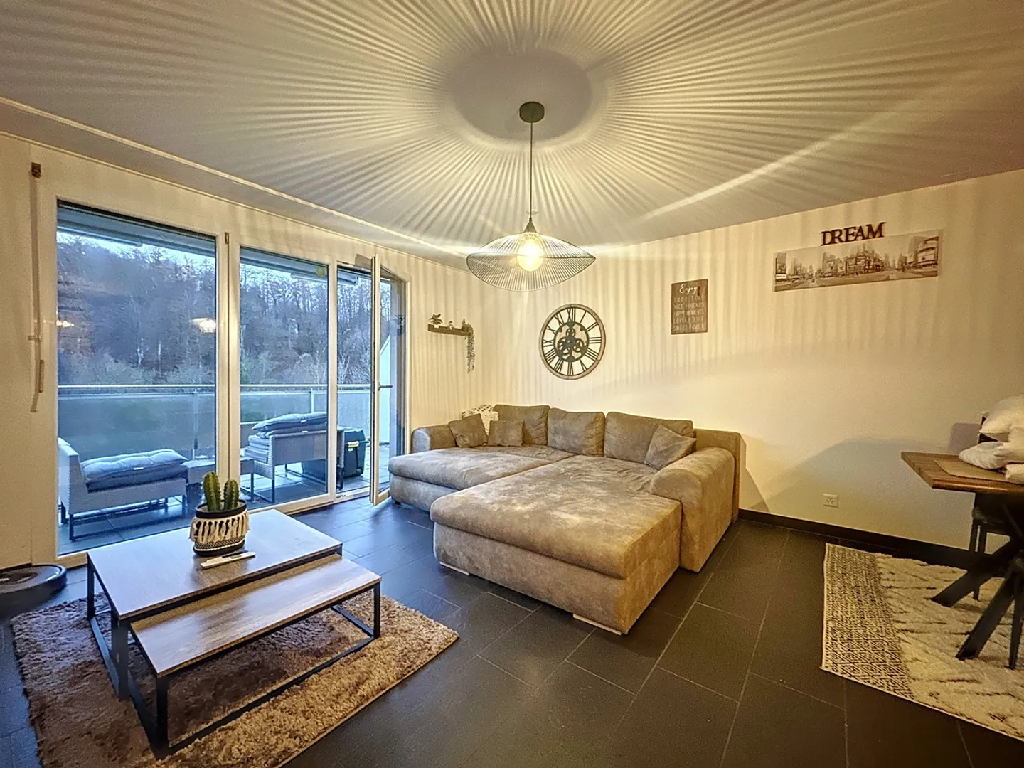 ESCLUSIVITÀ I Grande appartamento duplex di 2,5 locali con terrazza - Foto 3 di 7
