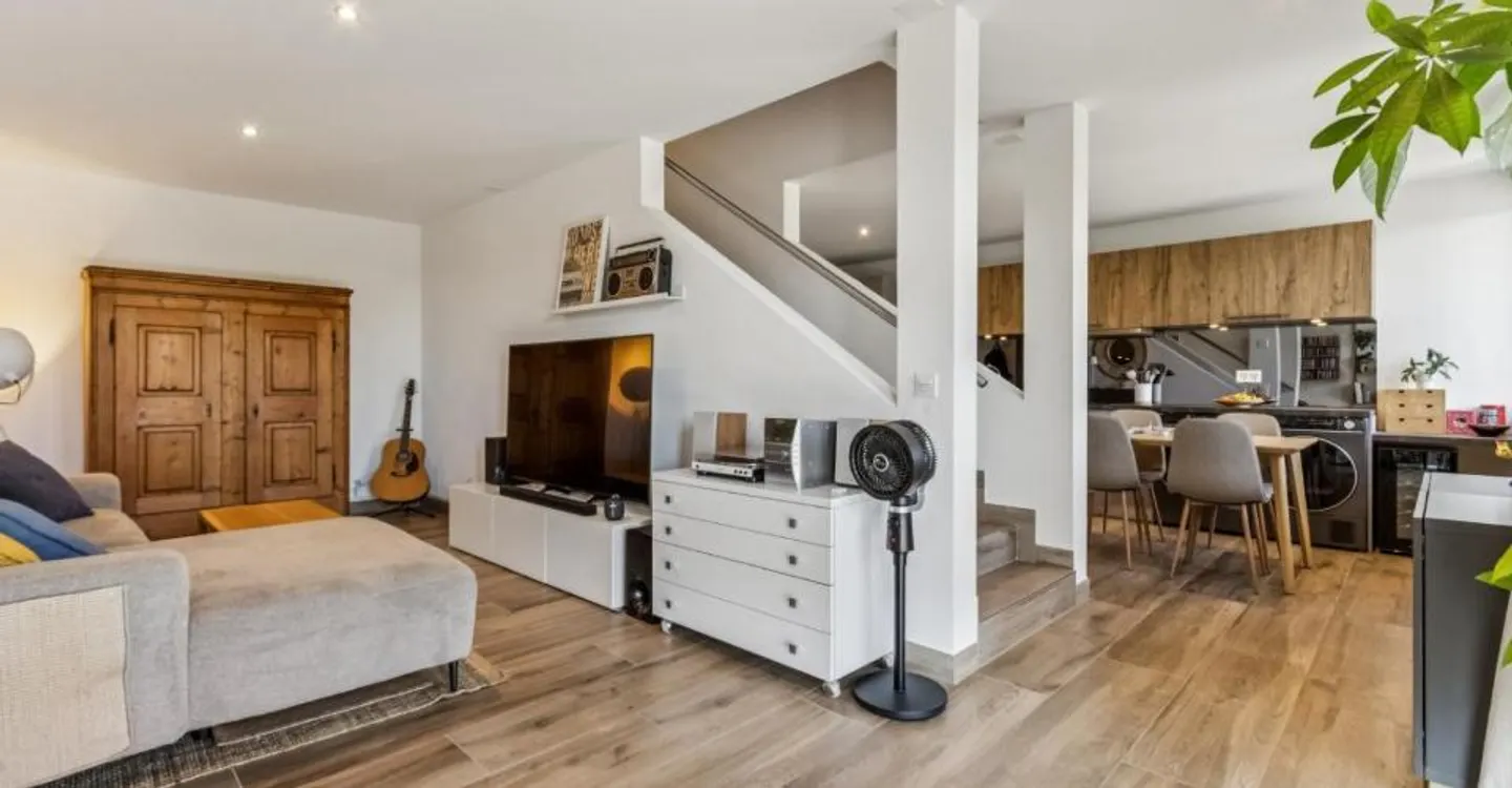 Un esprit maison à 2' de la Sarraz ! - Foto 1 di 13