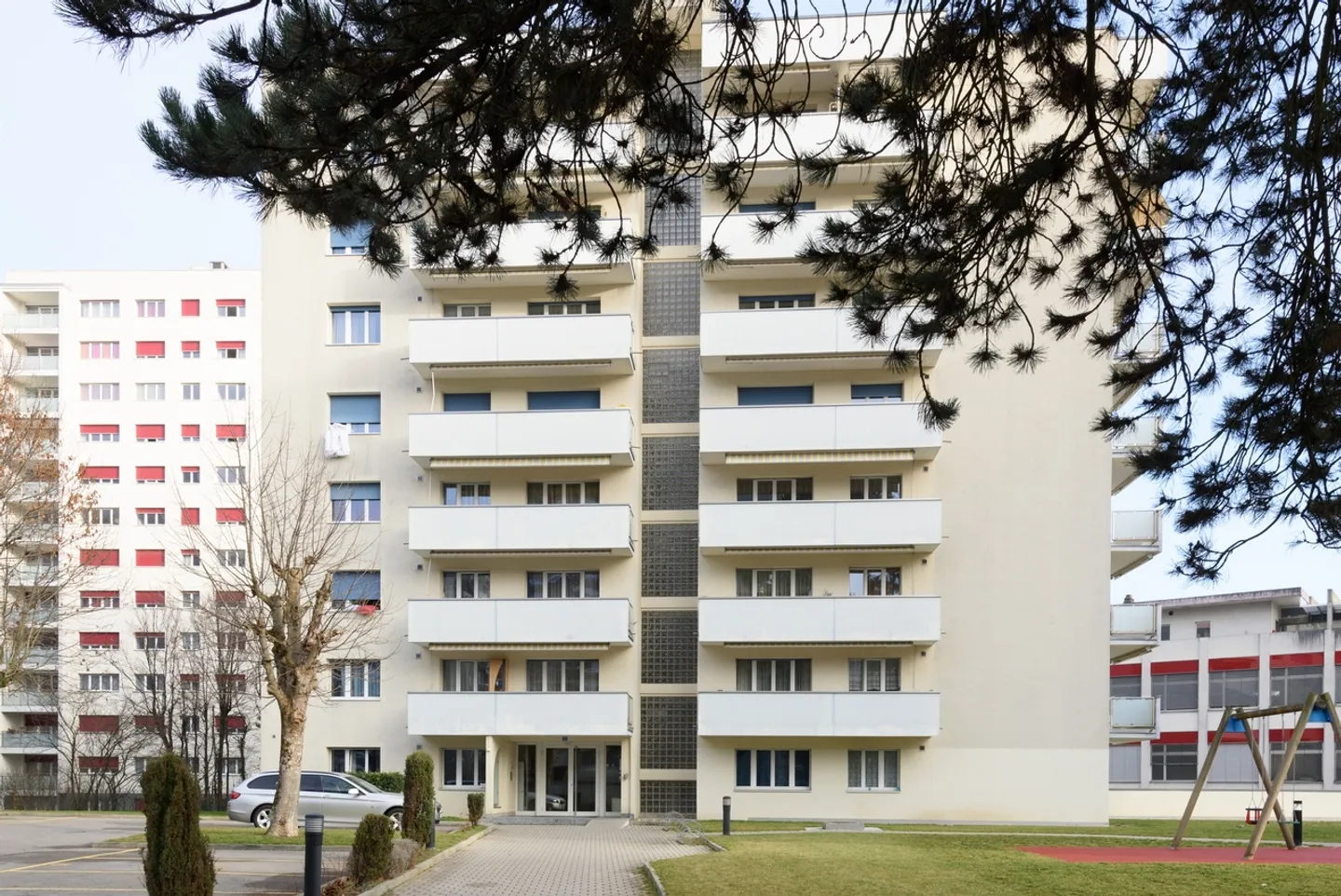 Geräumige Wohnung mit Balkon - Foto 2 von 2