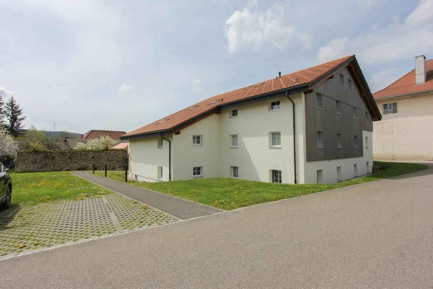 Beautiful 4.5-room apartment with private garden - Photo 11 of 13