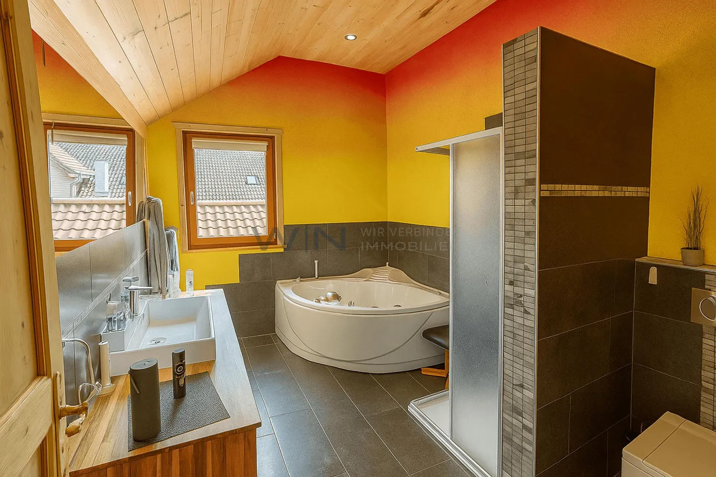 Family idyll with plenty of space and a large garden - Photo 3 of 11