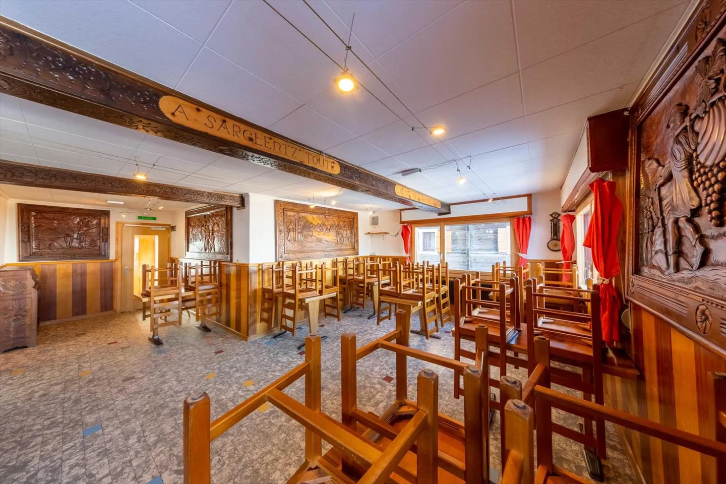 Village House with Potential including Café-Restaurant, Maisonette Apartment, Market Hall and Barns - Photo 6 of 13