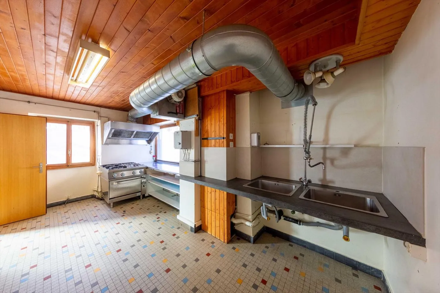 Village House with Potential including Café-Restaurant, Maisonette Apartment, Market Hall and Barns - Photo 7 of 13