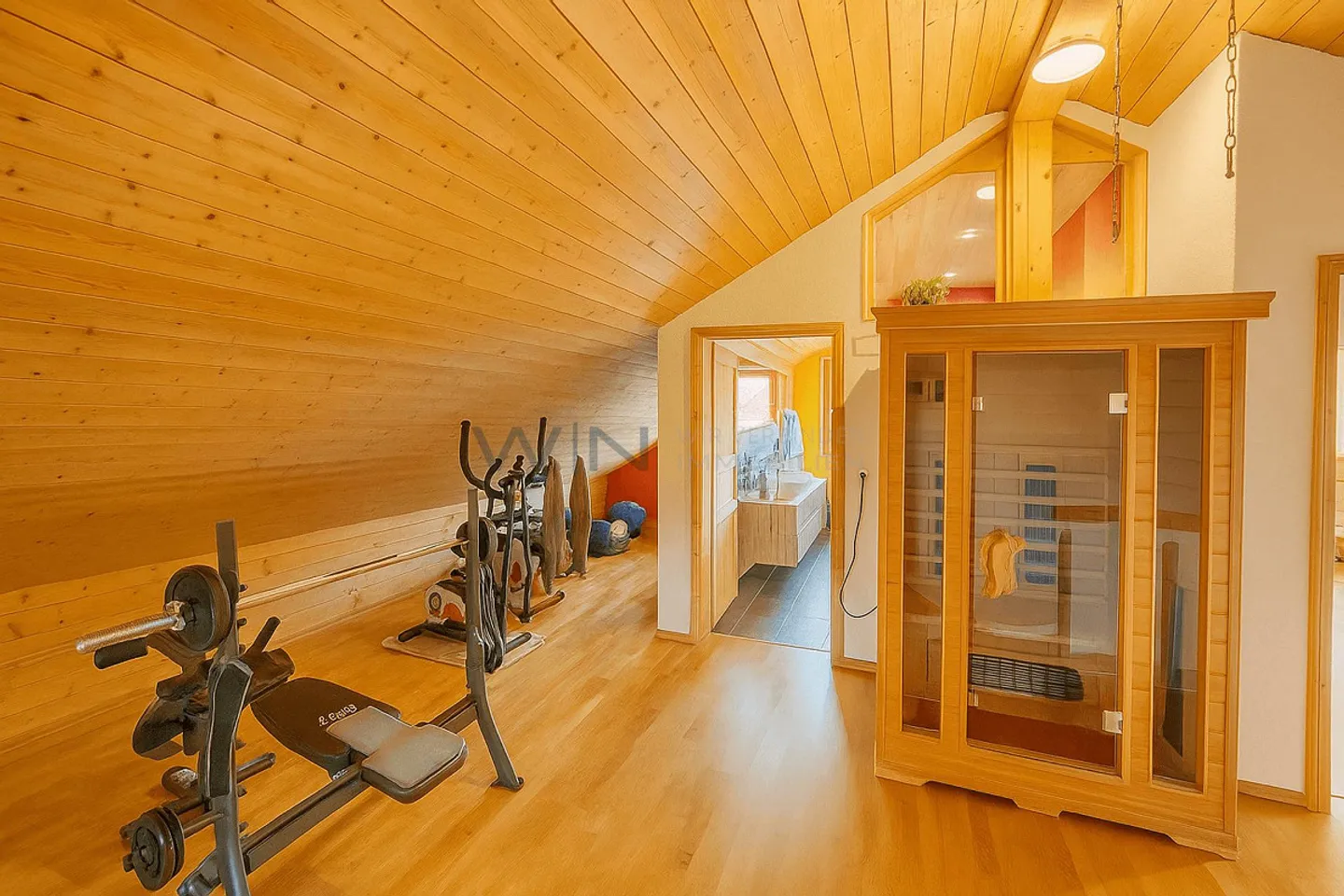 Family idyll with plenty of space and a large garden - Photo 8 of 11
