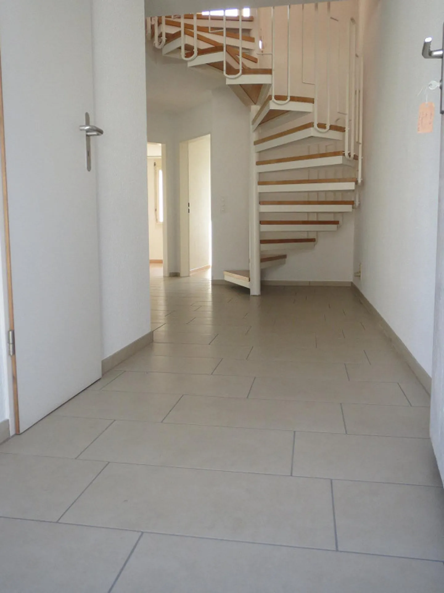 3.5-Maisonette apartment on the 2nd floor right - Photo 2 of 14