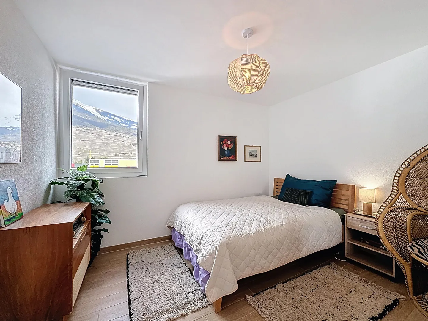 Moderne 3,5 Zimmer mit großer Terrasse - Foto 10 von 11