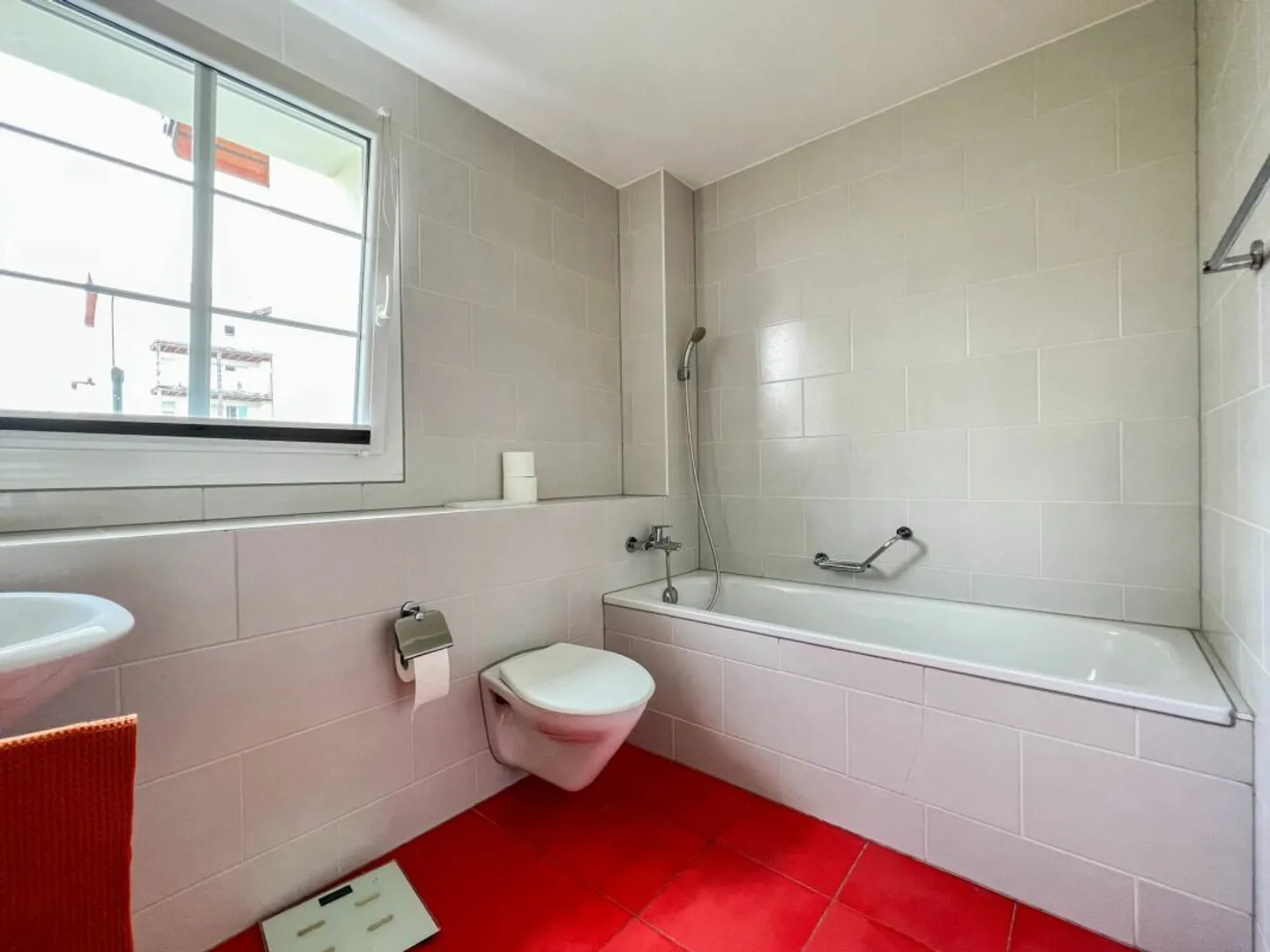 Beautiful 4.5-room apartment with private garden - Photo 9 of 13