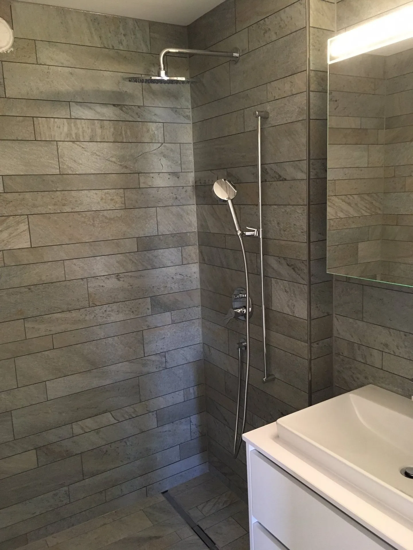 Appartamento moderno 3,5 locali - Foto 4 di 6