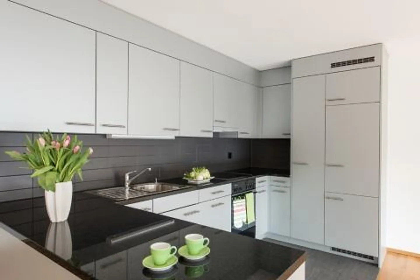 Appartamento luminoso di 4,5 stanze - Foto 4 di 10