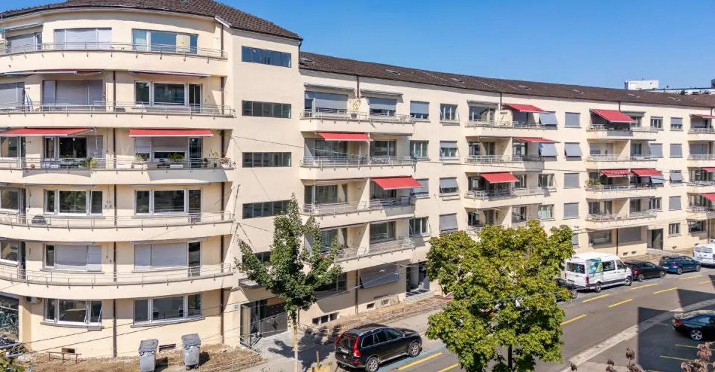 Charmanter Verkaufsraum in Wiedikon - Foto 1 von 3