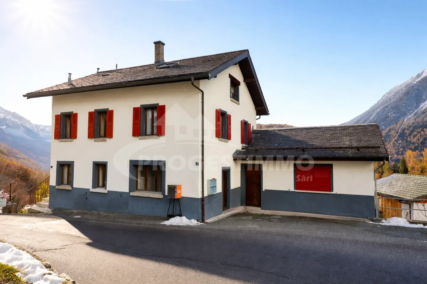 RARE OPPORTUNITÉ D'INVESTISSEMENT - Photo 1 sur 11