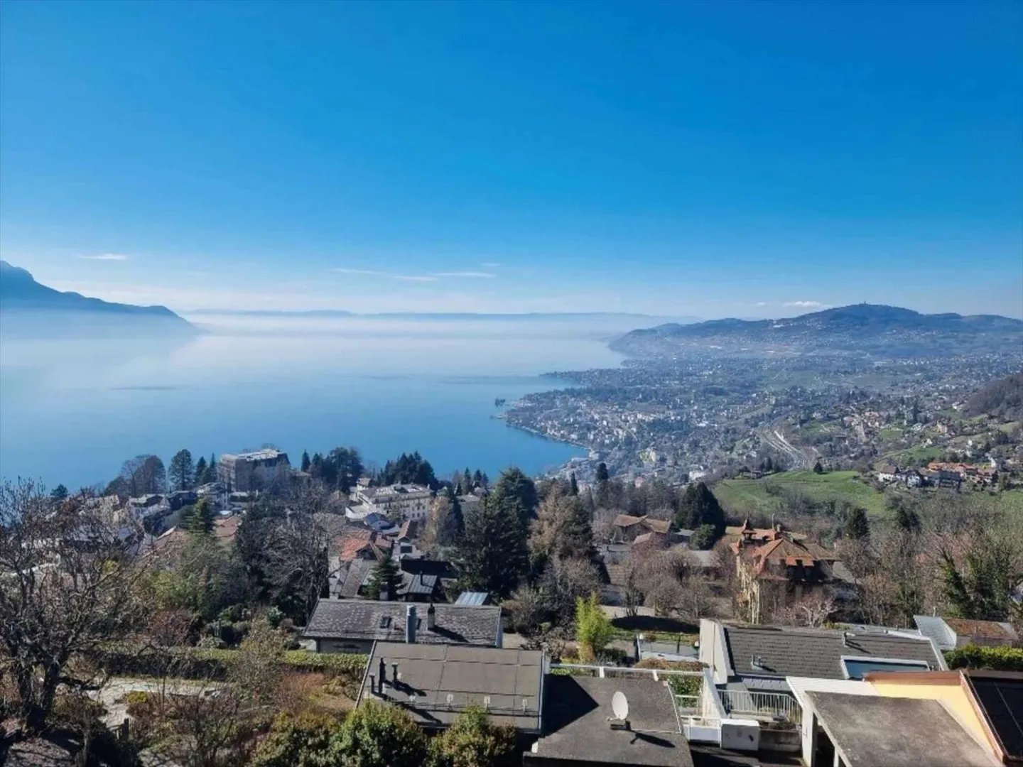 Edificio residenziale - Foto 1 di 11