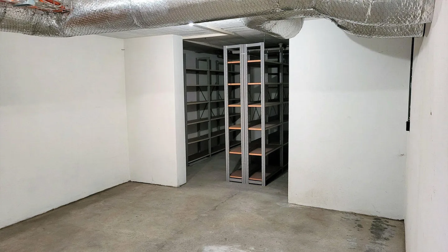 Archive / Storage Room at Wil SG Station - Photo 4 of 7