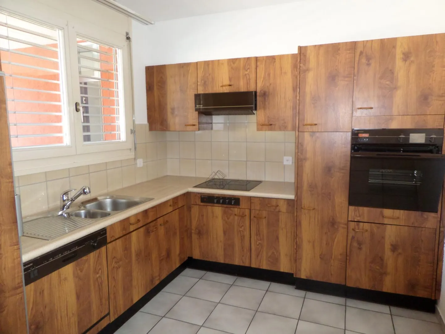 Appartamento di due e mezzo locali in una posizione verde e tranquilla - Foto 1 di 7