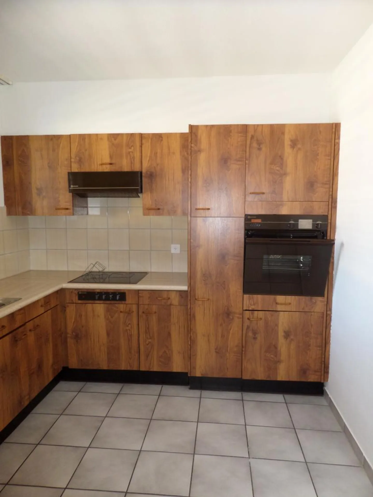 Appartamento di due e mezzo locali in una posizione verde e tranquilla - Foto 2 di 7