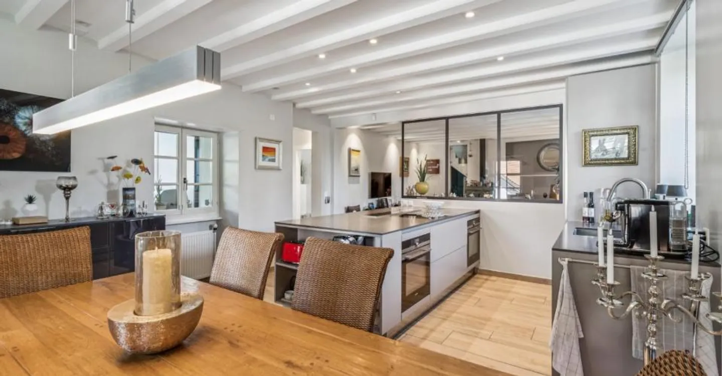 Charmante maison rénovée avec goût - Foto 3 di 12