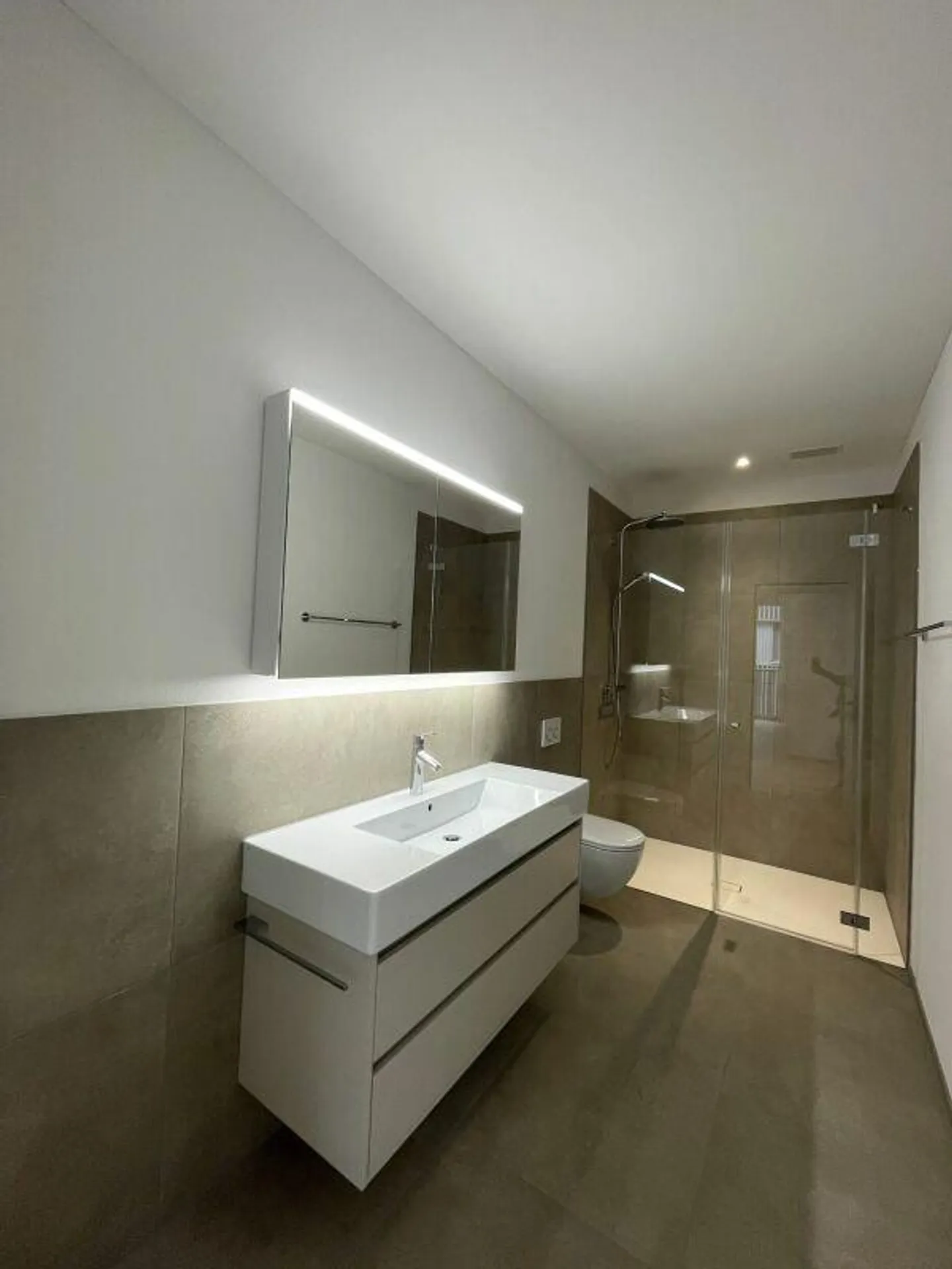 Appartement moderne au centre de Dagmersellen - Photo 5 sur 10