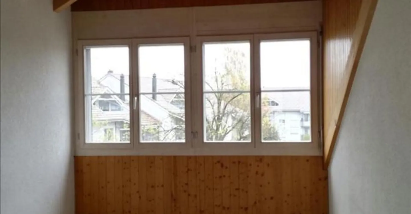 Cozy attic apartment! - Photo 5 of 6