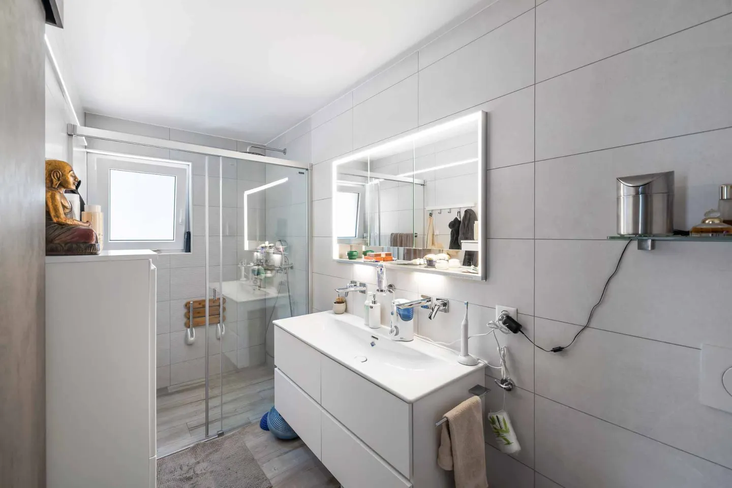 Elegante Wohnung mit Garten - Foto 7 von 9