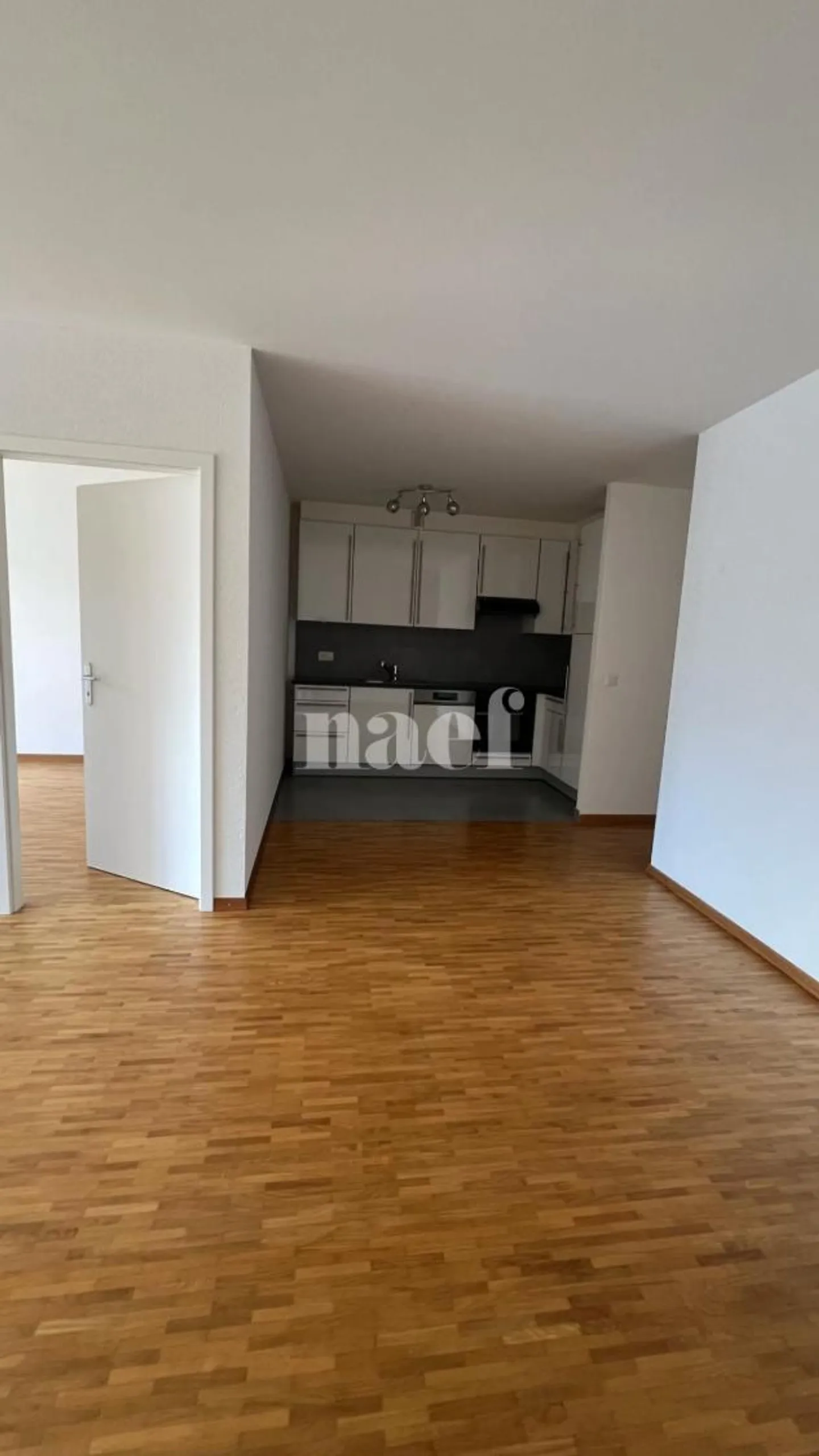 Beautiful 3-room apartment on the 2nd floor with large balcony - Photo 4 of 9