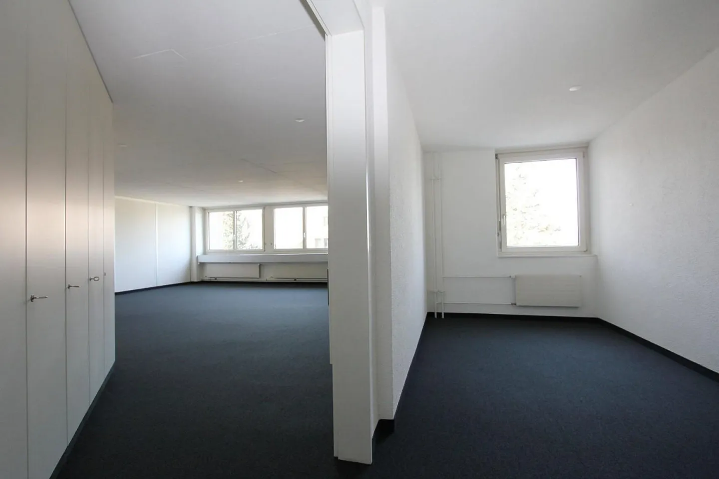 Attraktiver Standort mit sehr guter Infrastruktur - Foto 4 von 6