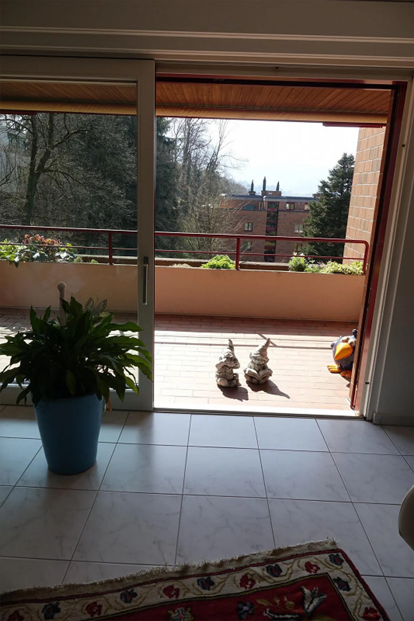 Grosszügige 5,5 Zi Wohnung - Foto 3 von 10