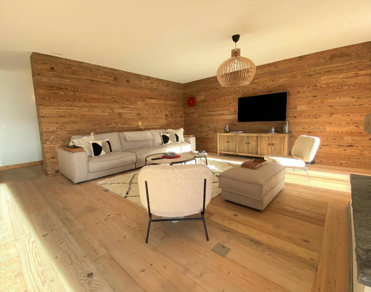 Elegante Wohnung im Herzen von Verbier! - Foto 3 von 13
