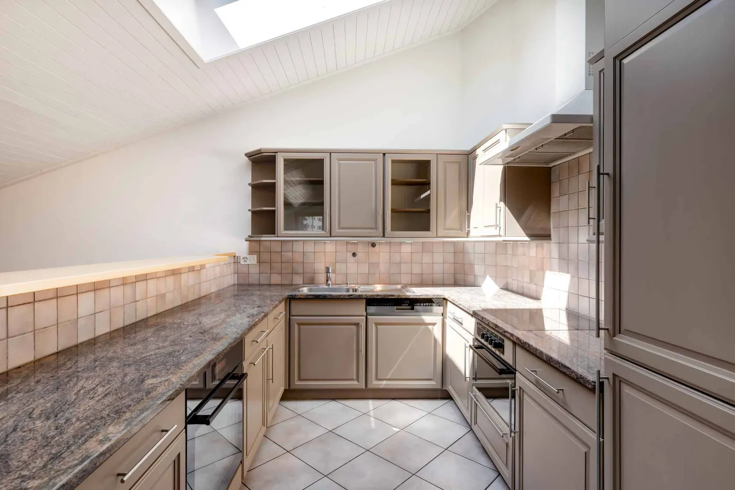 Charming Apartment in Corseaux - Photo 11 of 11