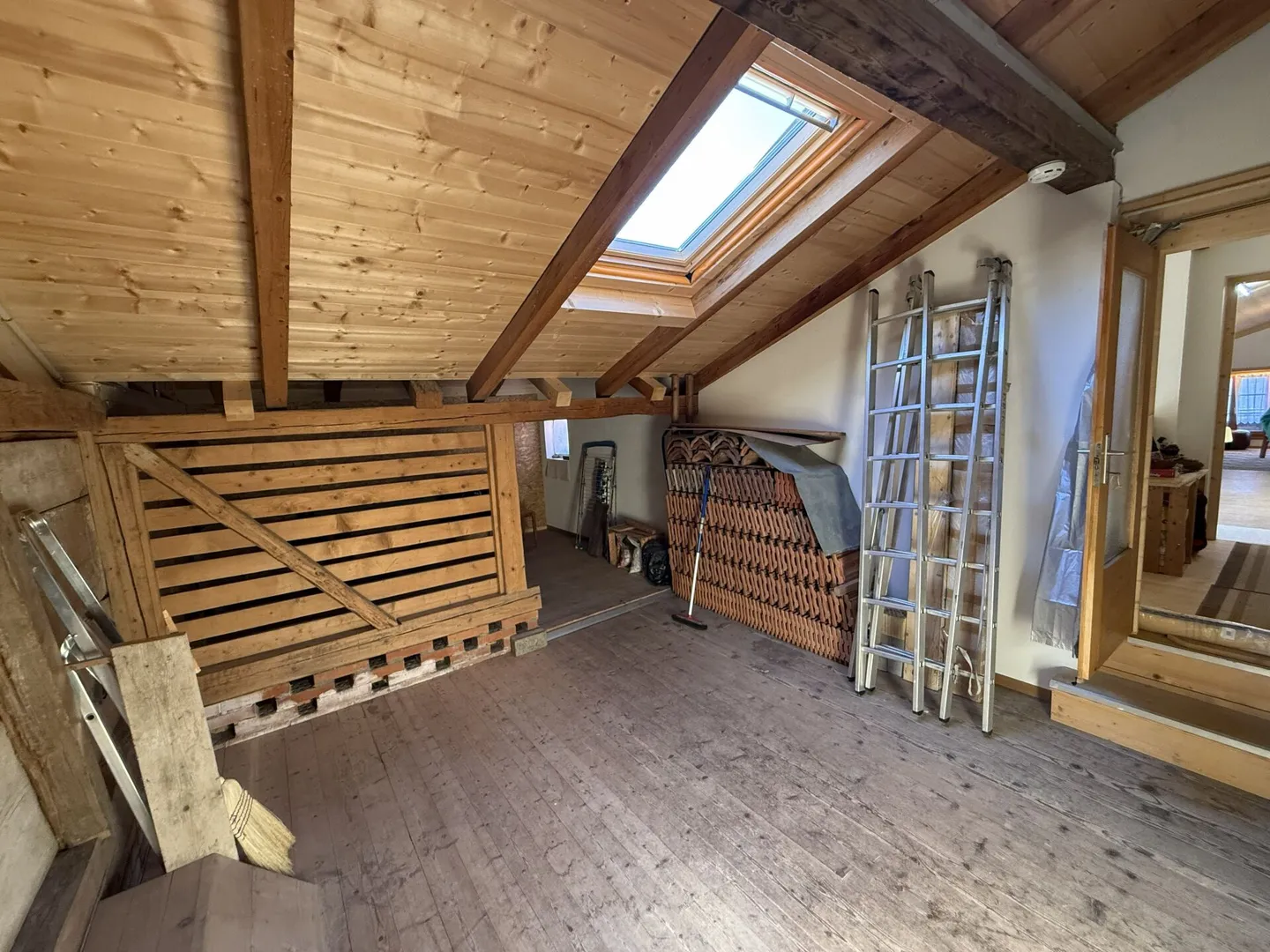 Renovated former farmhouse (DEFH) - Photo 16 of 19