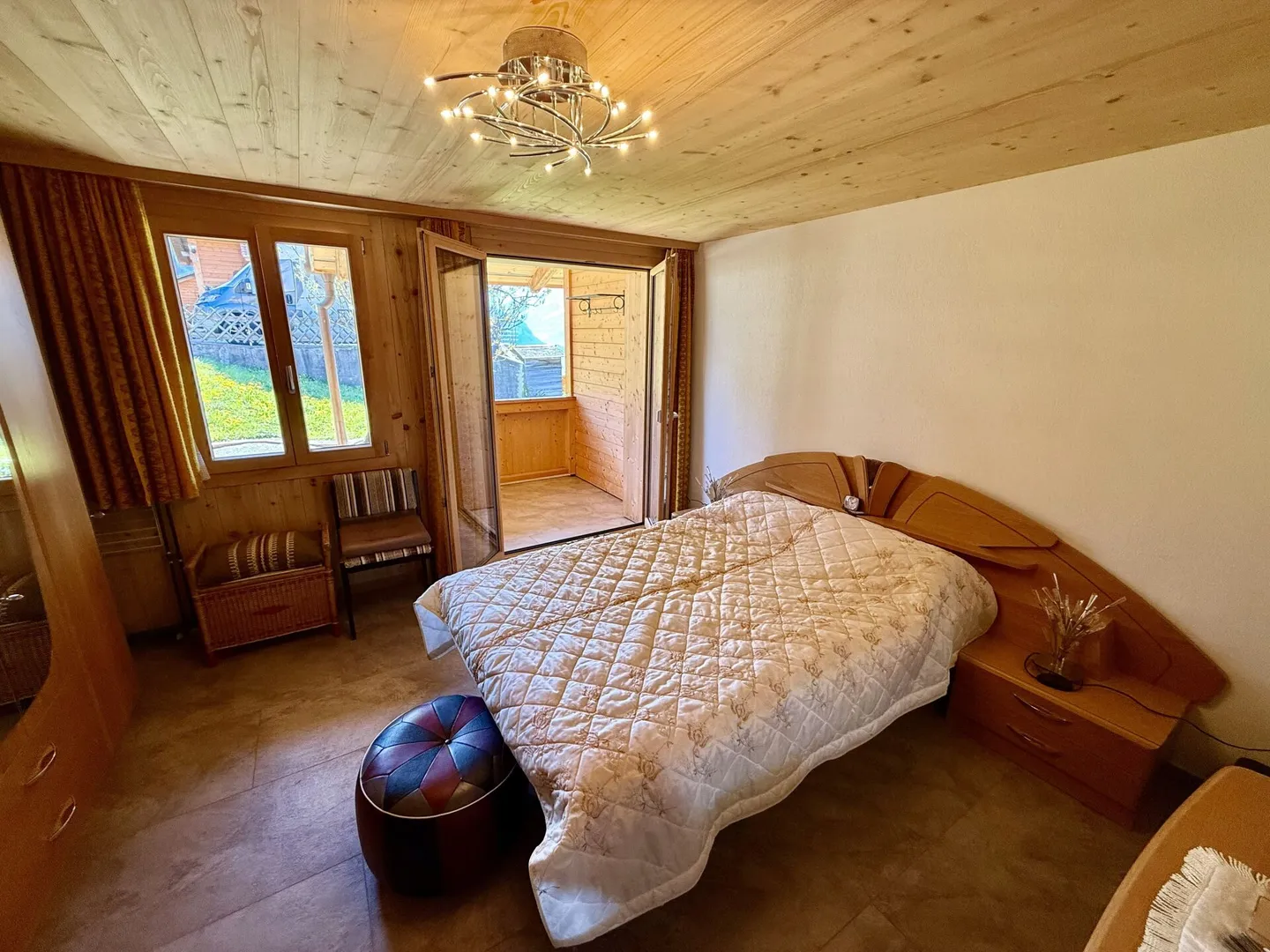 Renovated former farmhouse (DEFH) - Photo 8 of 19