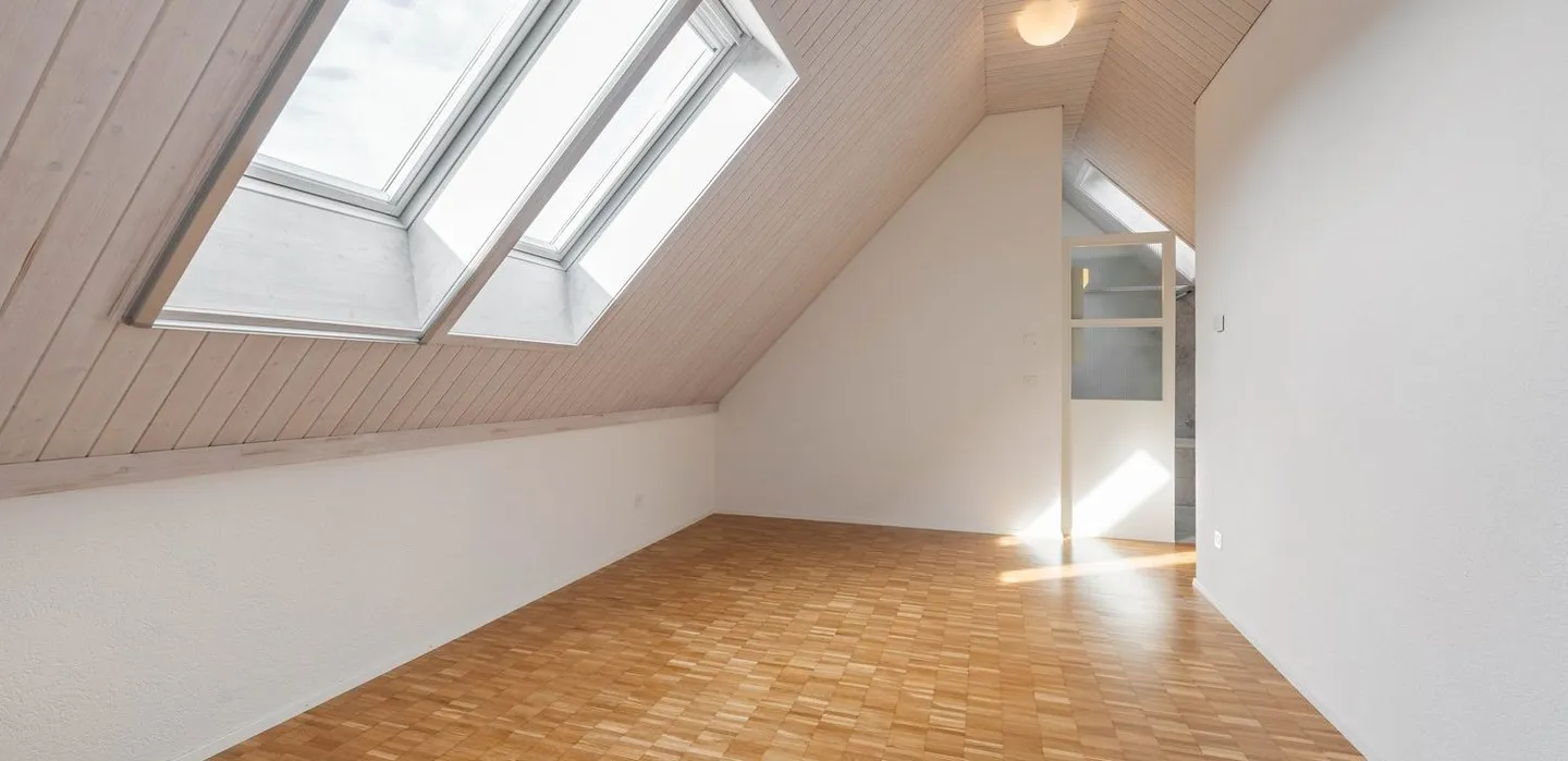 Freshly renovated duplex/maisonette apartment in Bonstetten - Photo 5 of 9