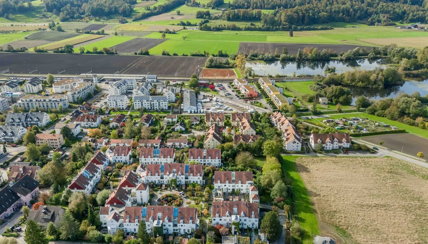 Freshly renovated duplex/maisonette apartment in Bonstetten - Photo 8 of 9