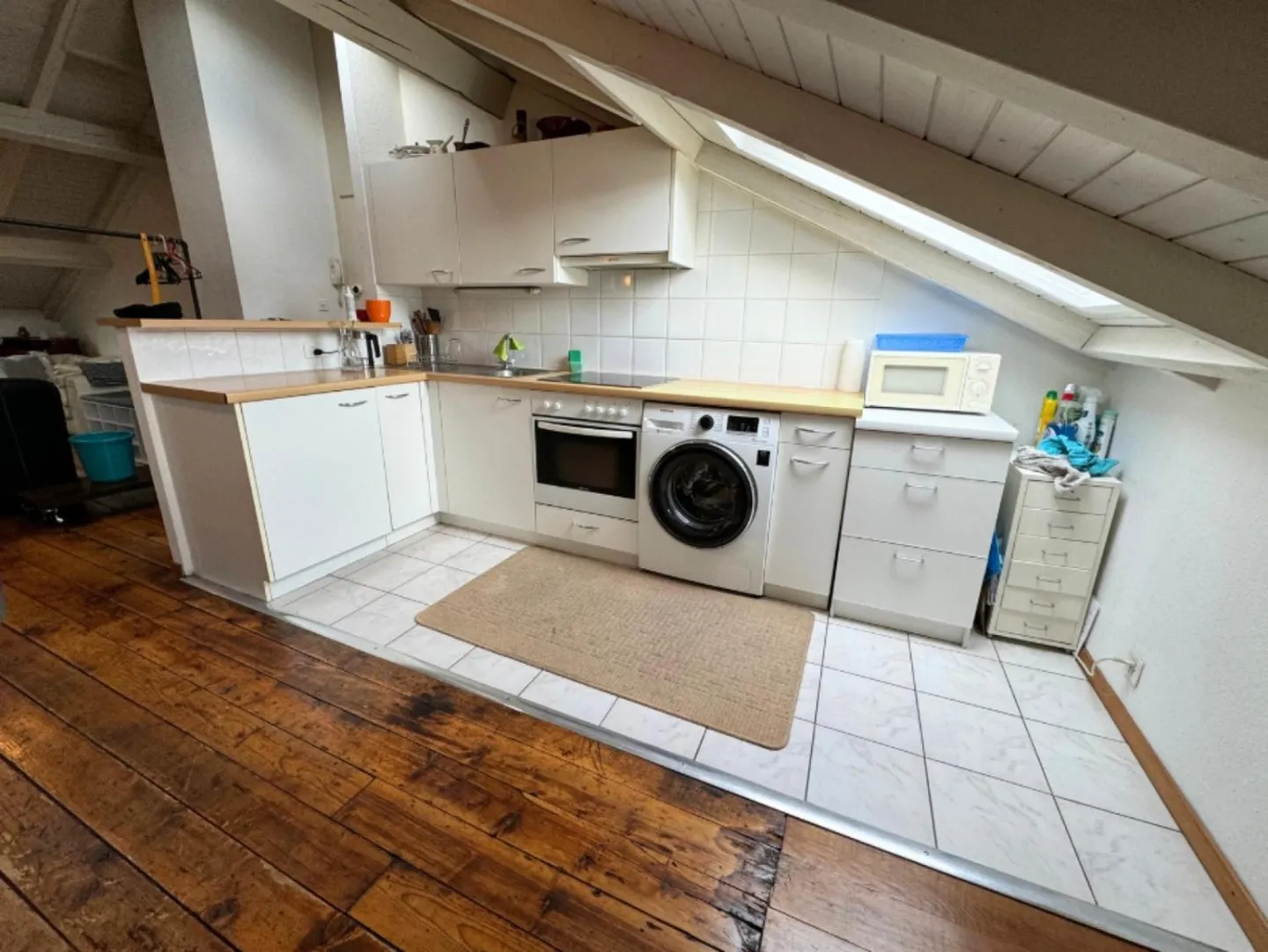 Magnifico appartamento arredato con 4 stanze / 2 camere da letto / 1 bagno / centro Ginevra - Foto 3 di 5