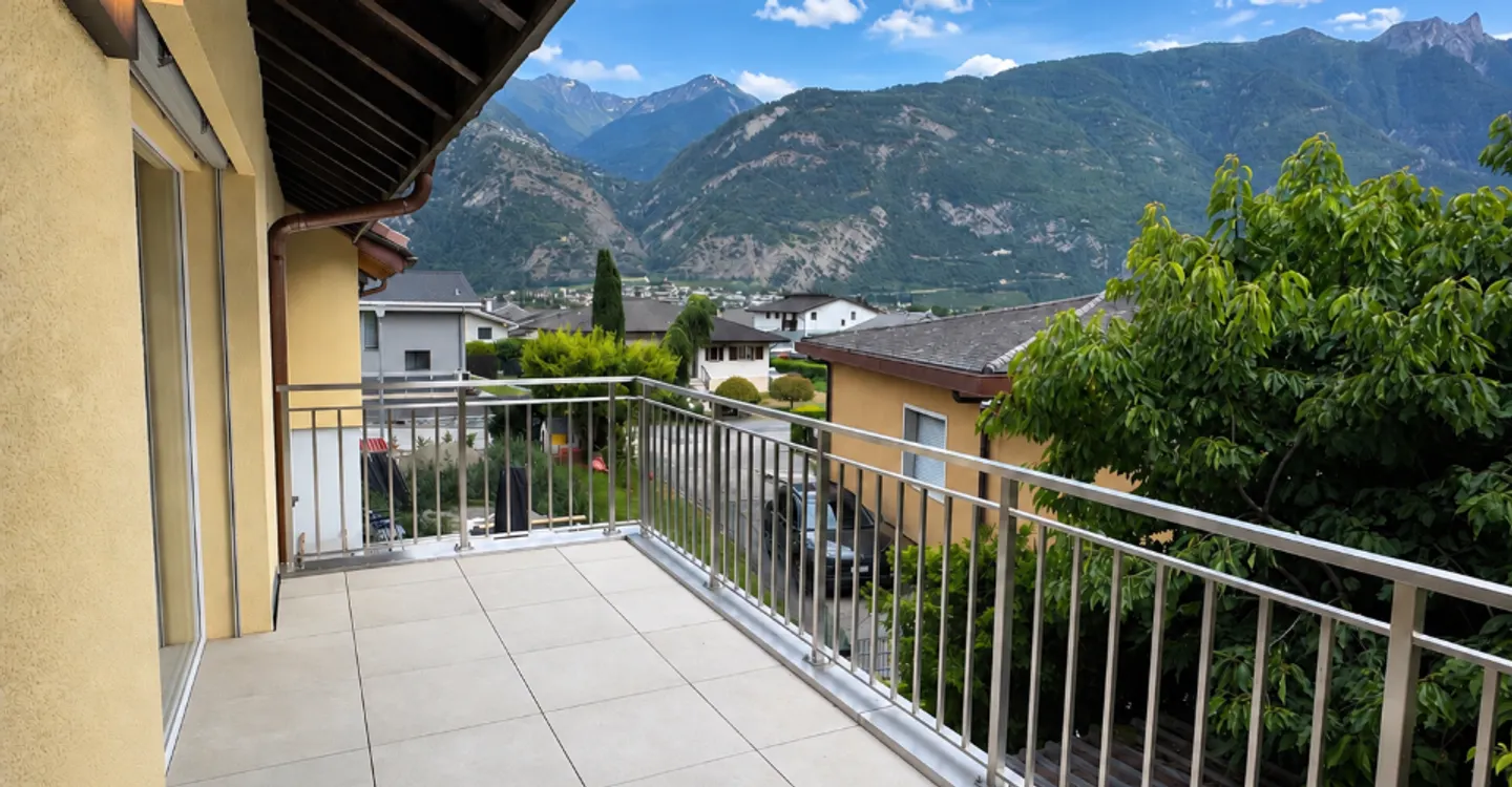 Appartement en rez-de-chaussée avec vue imprenable sur les montagnes - Foto 1 di 11