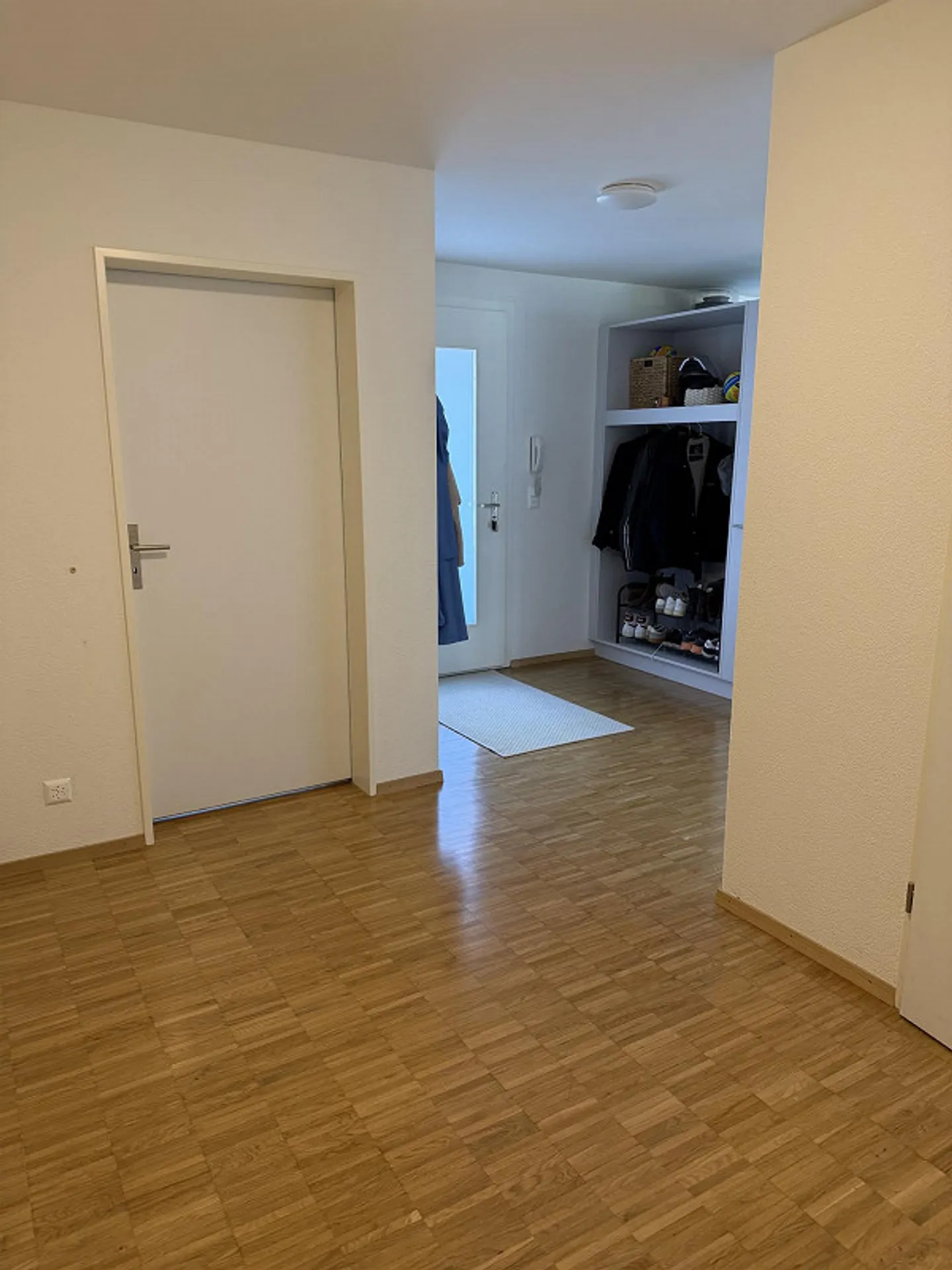 Moderno appartamento con terrazza di 3,5 stanze a Fehraltorf - Foto 8 di 8