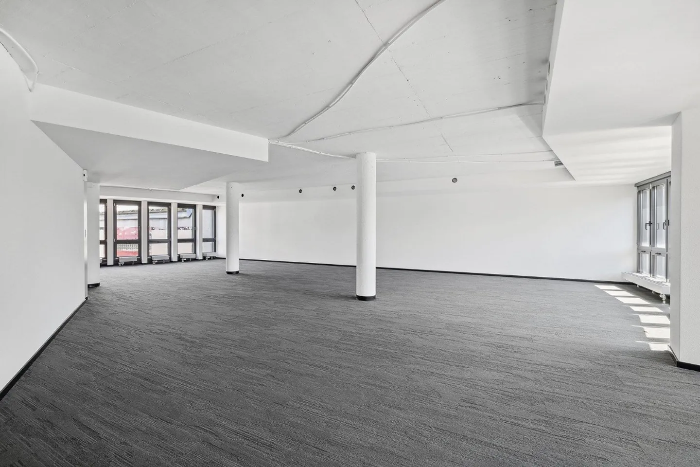 Spazio ufficio attraente in una posizione privilegiata - Disponibile immediatamente! - Foto 7 di 10