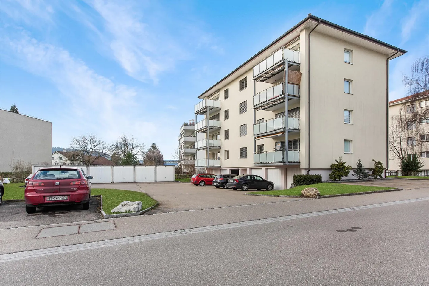 Appartement de 3,5 pièces à louer dans un endroit calme ! - Photo 1 sur 8