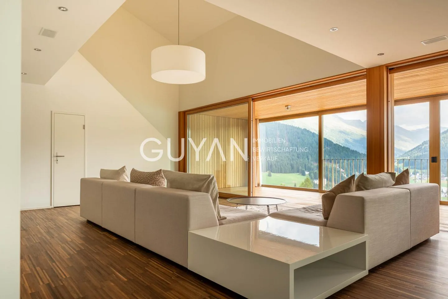 Luxuriöse Maisonette in Davos - Foto 3 von 10