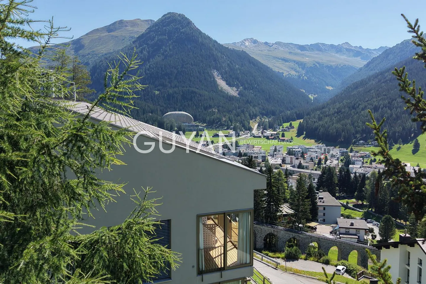 Luxuriöse Maisonette in Davos - Foto 9 von 10
