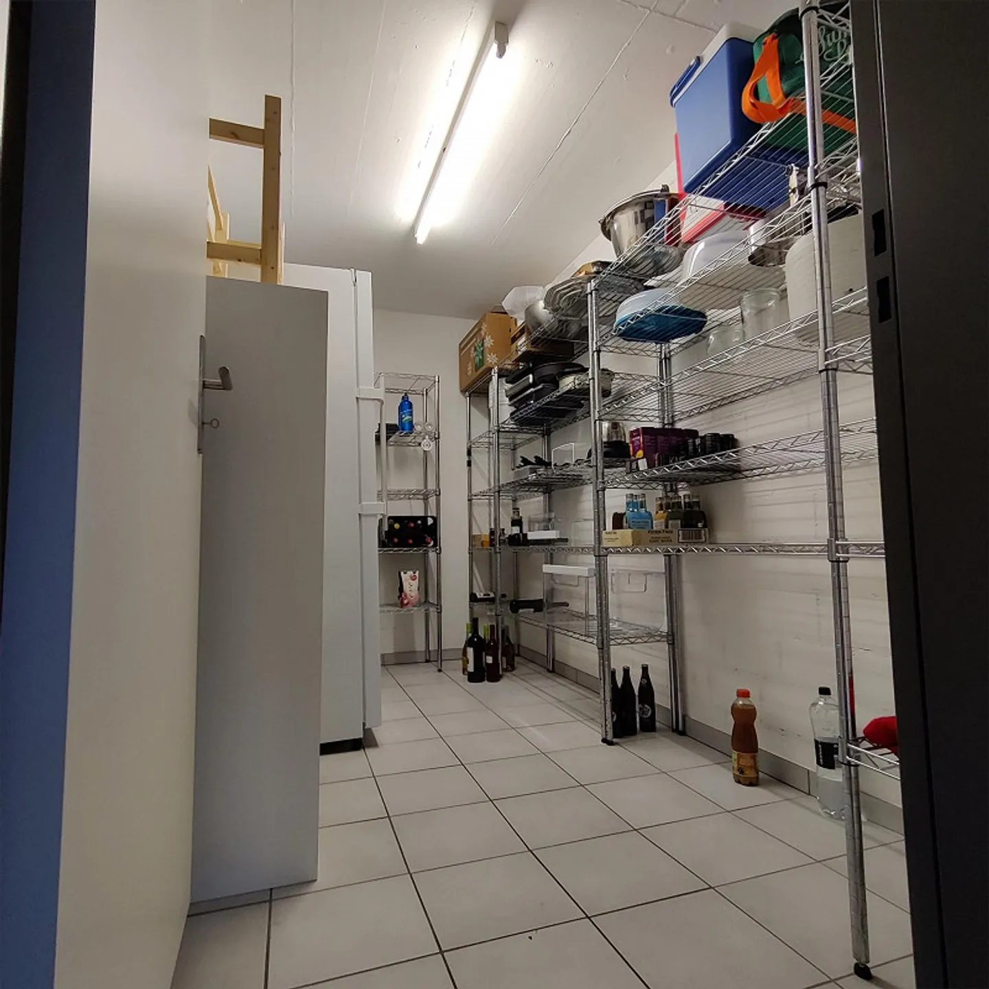 Moderna casa unifamiliare in posizione centrale - Foto 22 di 30