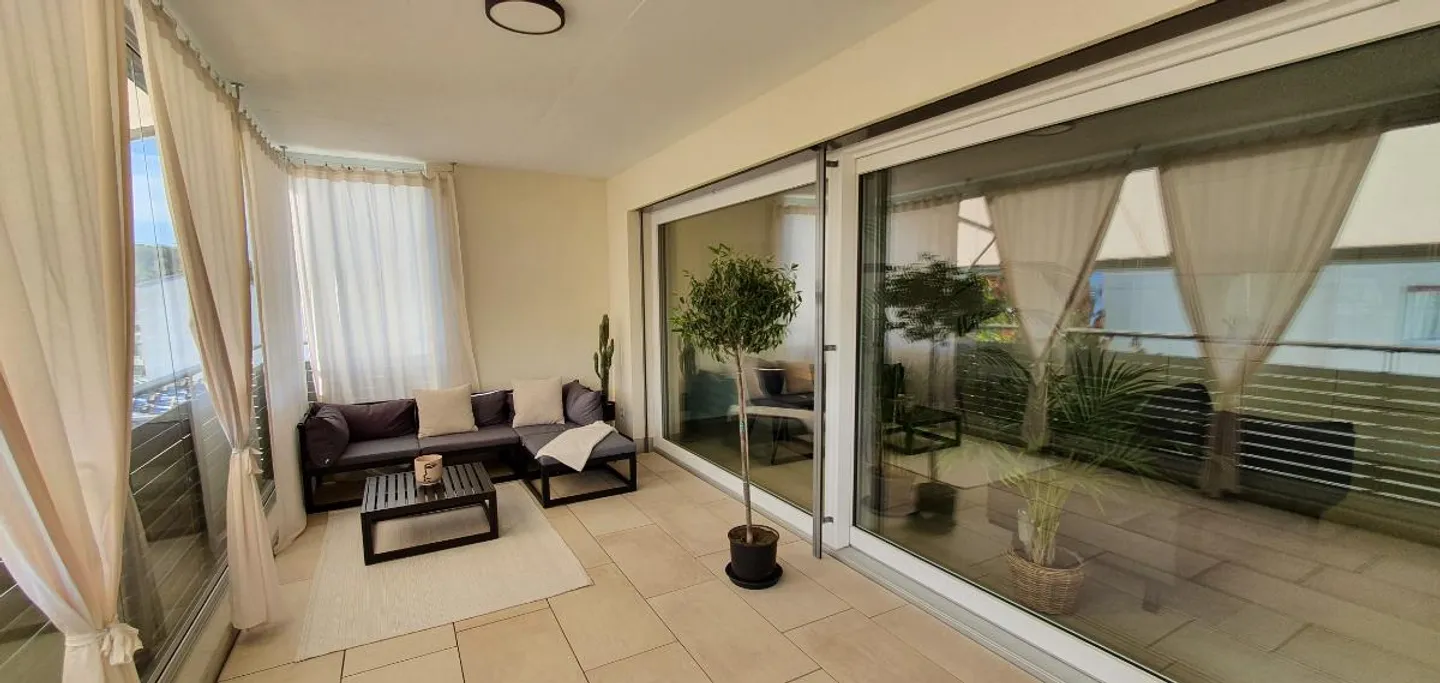 2.5 Room Apartment - Photo 2 of 5