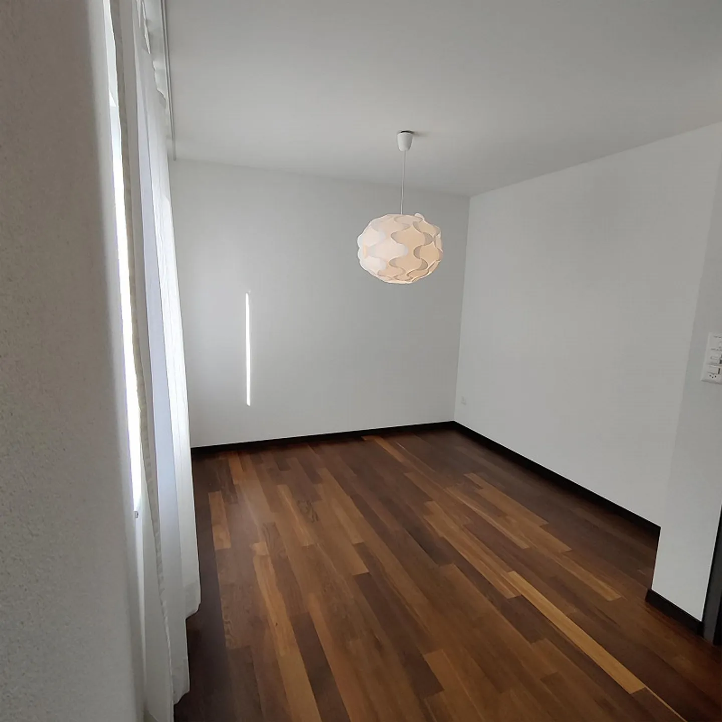 Moderna casa unifamiliare in posizione centrale - Foto 16 di 30