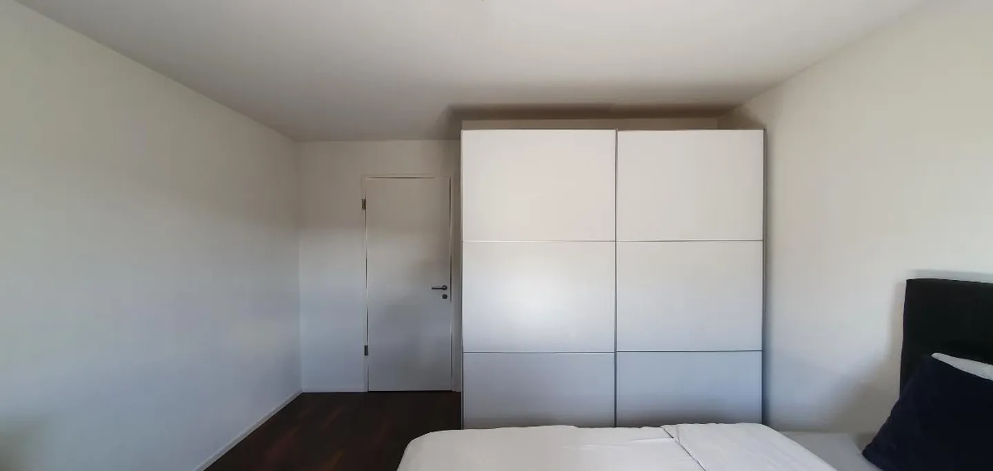 2.5 Room Apartment - Photo 3 of 5