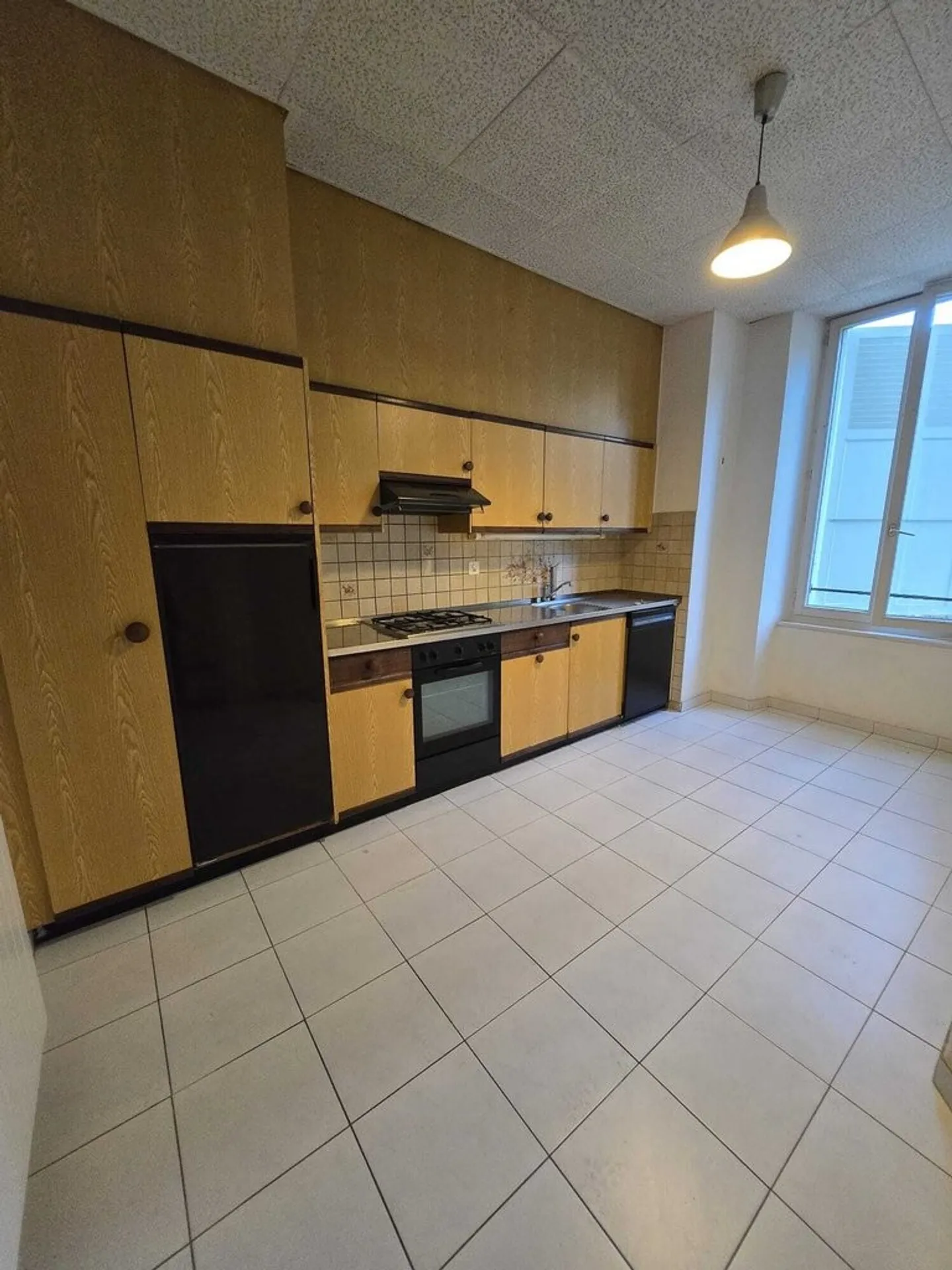 Appartement à louer - Photo 3 sur 11
