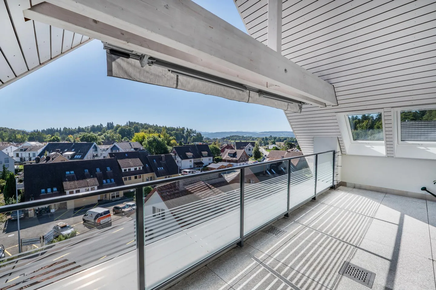 Stilvolle Maisonette bei Zürich - Foto 10 von 12